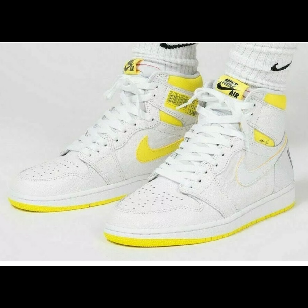 NIKE AIR JORDANS 1s RETRO OG FIRST CLASS